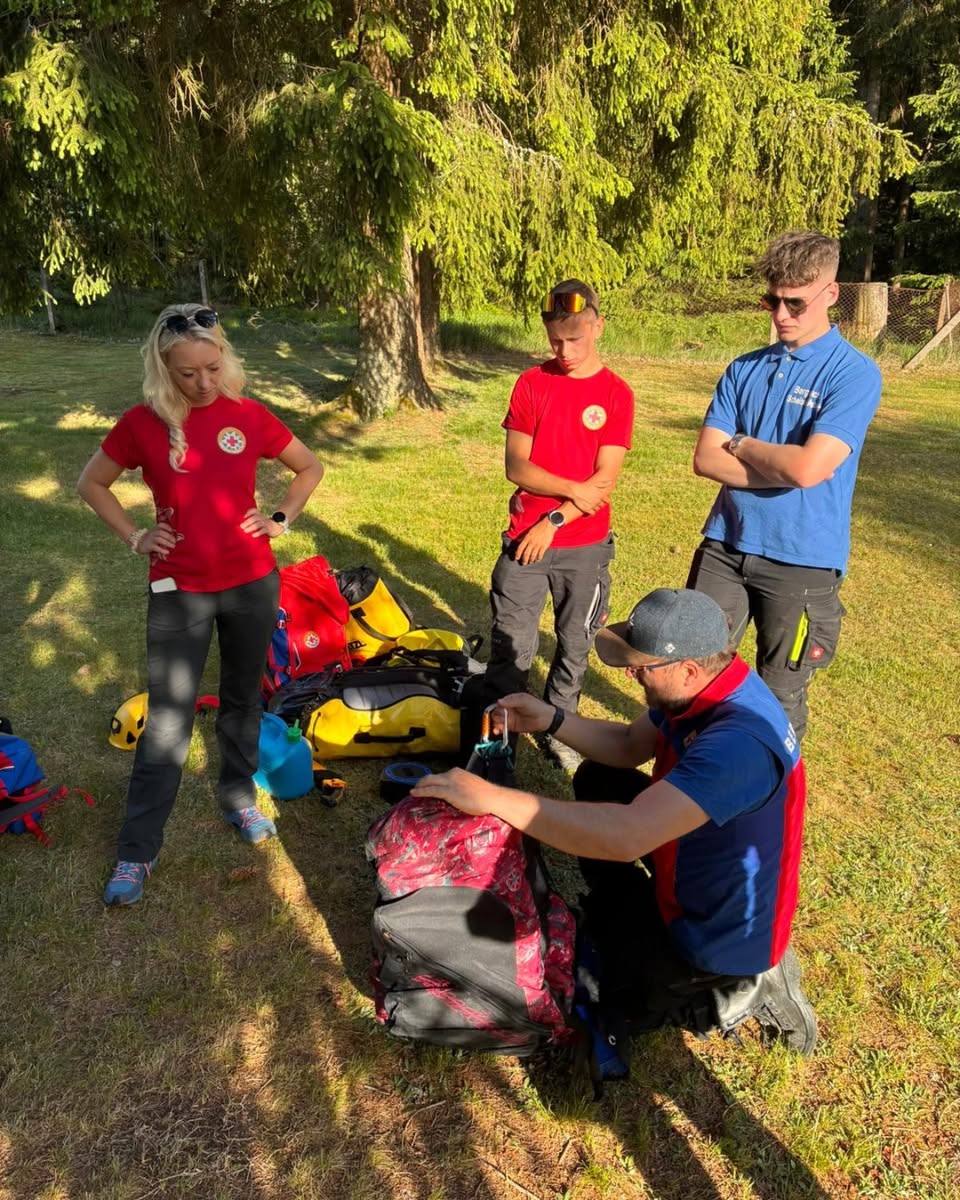 AUSBILDUNG RETTUNG EINES GLEITSCHIRMFLIEGERS - Bild 2